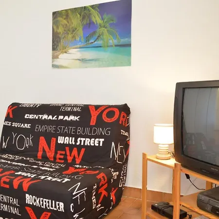 Studio Cabine Avec Clim, Parking Et Loggia - - Fr-1-225c-260